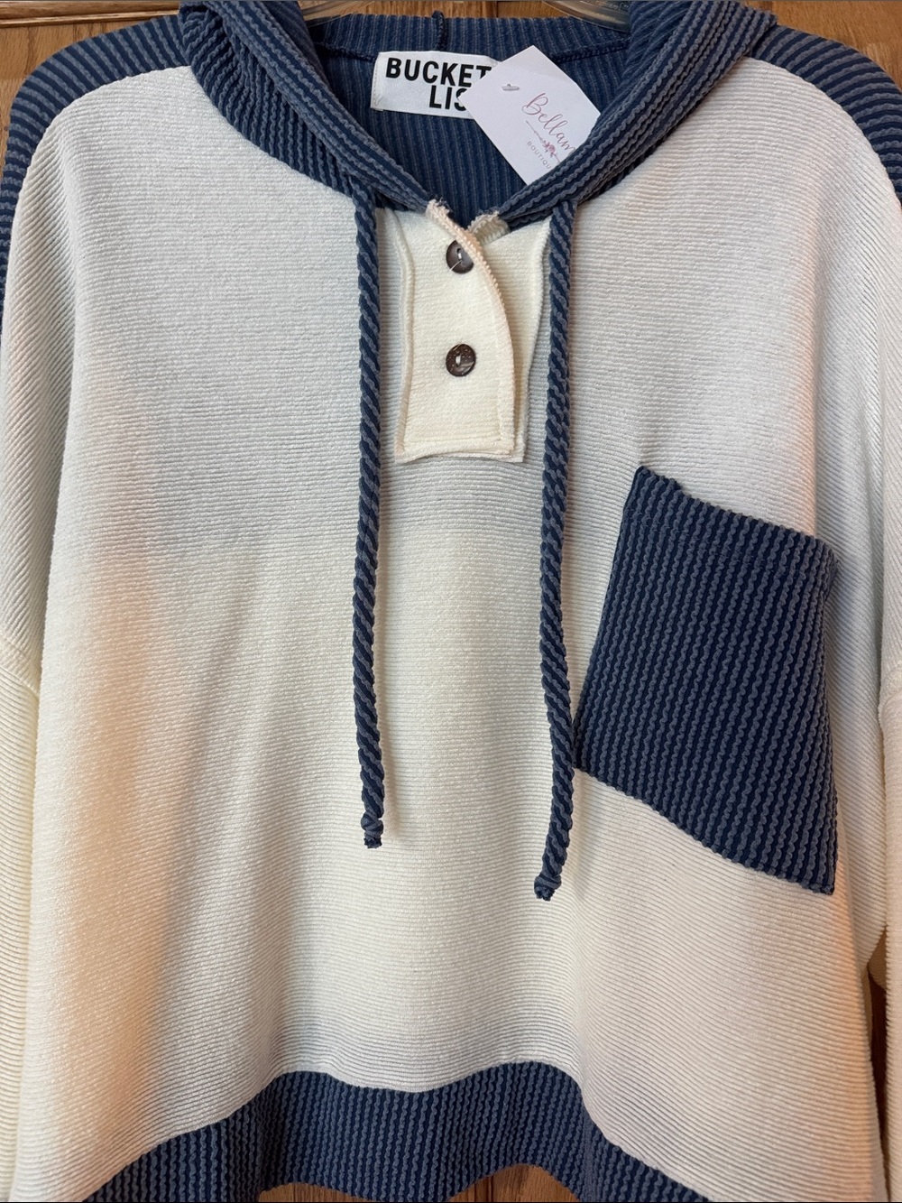 BUCKETLIST Cream and Navy Hooded Knit Pullover Sweater Top 12207 Medium NEW